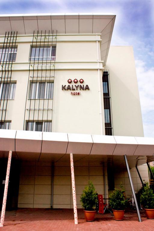 Hotel Kalyna Harkiv Exterior foto